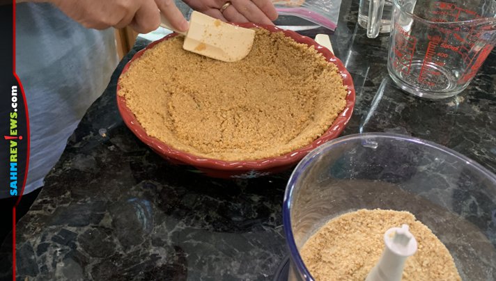 Want to bake a pie but don't have graham crackers in the cabinet? Head back to your pantry and grab ingredients to make a pie crust using Cheerios. - SahmReviews.com