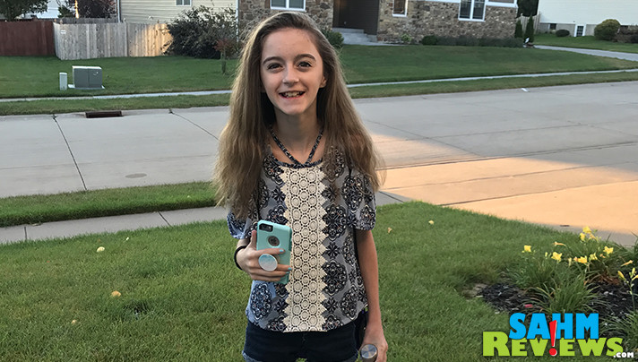 Do kids need phones? The short answer is yes. Check out these advantages of why you should consider a phone for your responsible child. - SahmReviews.com